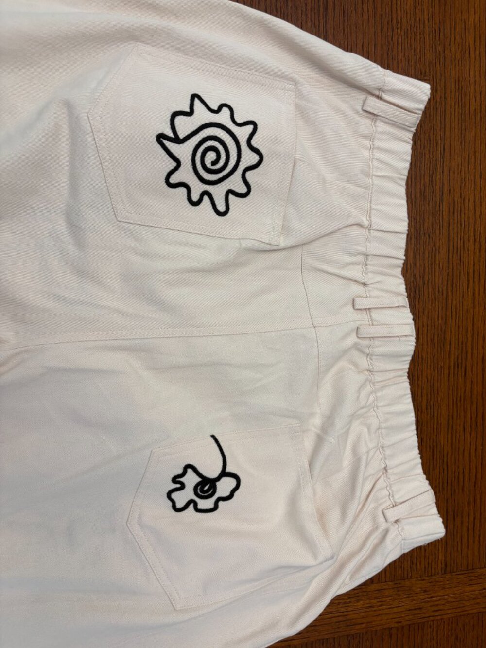 Unique cream denim cowboy style pants with black embroidery detail sz XL - Picture 8 of 8
